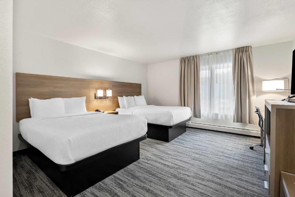 Double Room with Two Double Beds - Non-Smoking interior